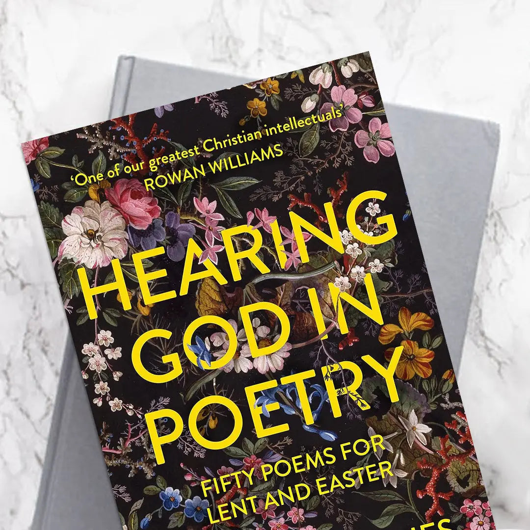 Books Hearing God in Poetry : 50 Poems for Lent/Easter